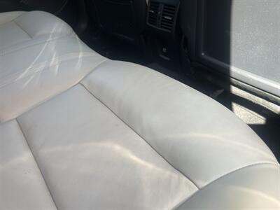 2017 INFINITI QX30 Premium   - Photo 44 - North Hollywood, CA 91601