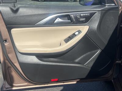 2017 INFINITI QX30 Premium   - Photo 37 - North Hollywood, CA 91601