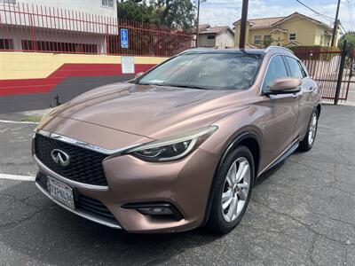 2017 INFINITI QX30 Premium   - Photo 1 - North Hollywood, CA 91601
