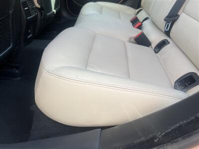 2017 INFINITI QX30 Premium   - Photo 39 - North Hollywood, CA 91601