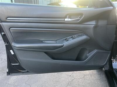 2020 Nissan Altima 2.5 SR   - Photo 18 - North Hollywood, CA 91601