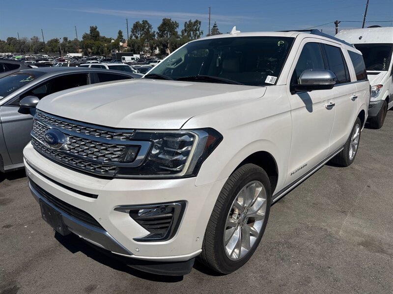 2018 Ford Expedition MAX Platinum   - Photo 1 - North Hollywood, CA 91601
