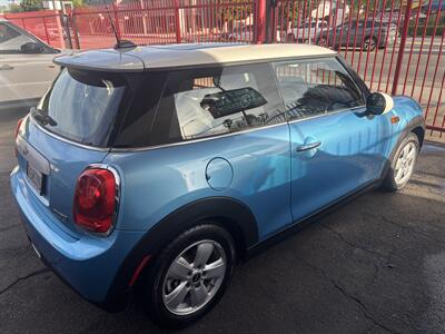 2015 MINI Cooper 3-door - Photo 5 - North Hollywood, CA 91601