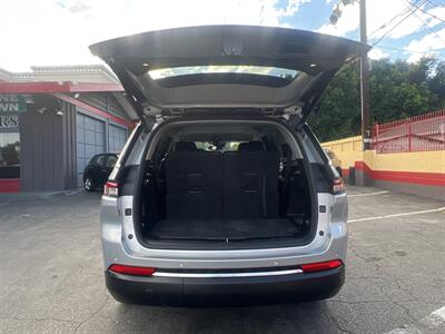 2021 Jeep Grand Cherokee L Limited - Photo 10 - North Hollywood, CA 91601