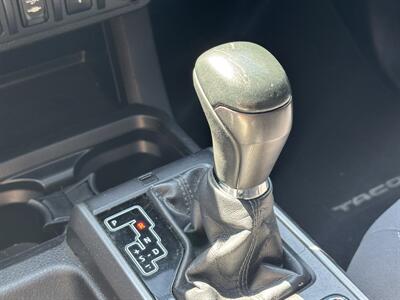 2016 Toyota Tacoma TRD Off-Road - Photo 21 - North Hollywood, CA 91601