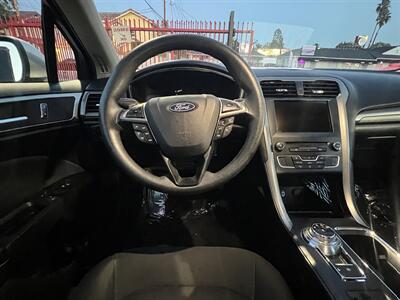 2018 Ford Fusion SE   - Photo 19 - North Hollywood, CA 91601
