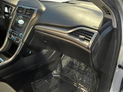 2018 Ford Fusion SE   - Photo 25 - North Hollywood, CA 91601