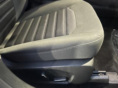 2018 Ford Fusion SE   - Photo 24 - North Hollywood, CA 91601