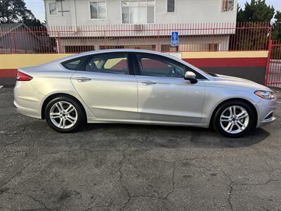 2018 Ford Fusion SE   - Photo 5 - North Hollywood, CA 91601