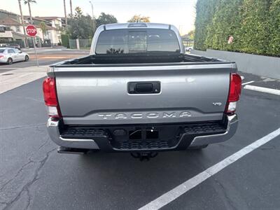 2017 Toyota Tacoma TRD   - Photo 2 - North Hollywood, CA 91601