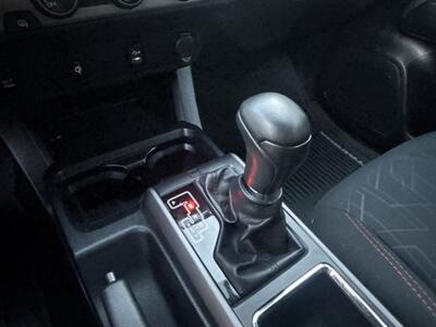 2017 Toyota Tacoma TRD   - Photo 23 - North Hollywood, CA 91601