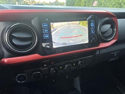 2017 Toyota Tacoma TRD   - Photo 24 - North Hollywood, CA 91601