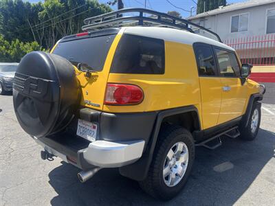 2010 Toyota FJ Cruiser - Photo 3 - North Hollywood, CA 91601