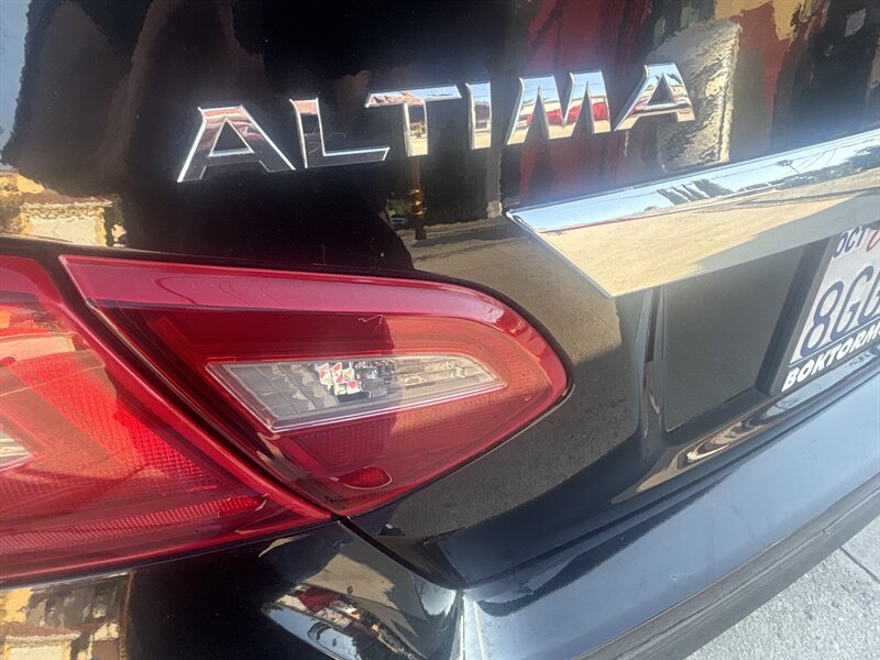2018 Nissan Altima 2.5 S photo 4