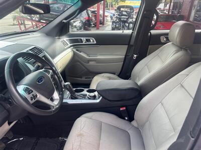2013 Ford Explorer XLT - Photo 8 - North Hollywood, CA 91601