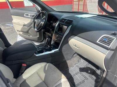 2013 Ford Explorer XLT - Photo 6 - North Hollywood, CA 91601