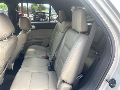 2013 Ford Explorer XLT - Photo 2 - North Hollywood, CA 91601