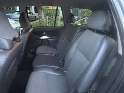2005 Volvo XC90 2.5T   - Photo 7 - North Hollywood, CA 91601
