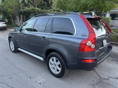 2005 Volvo XC90 2.5T   - Photo 3 - North Hollywood, CA 91601