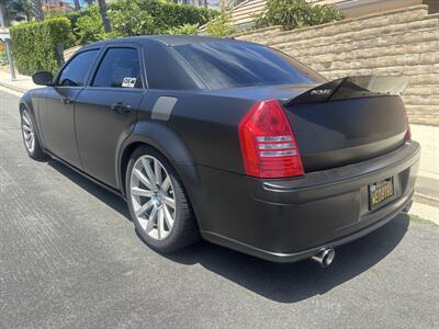 2006 Chrysler 300 Series SRT-8   - Photo 2 - North Hollywood, CA 91601
