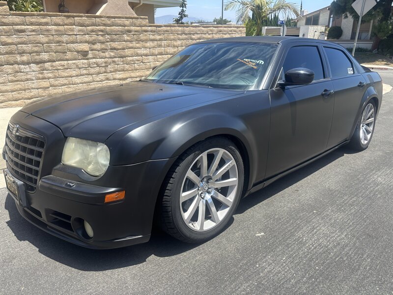 2006 Chrysler 300 Series SRT-8   - Photo 1 - North Hollywood, CA 91601