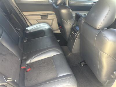 2006 Chrysler 300 Series SRT-8   - Photo 7 - North Hollywood, CA 91601