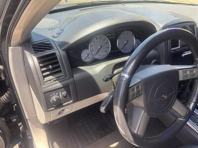 2006 Chrysler 300 Series SRT-8   - Photo 10 - North Hollywood, CA 91601