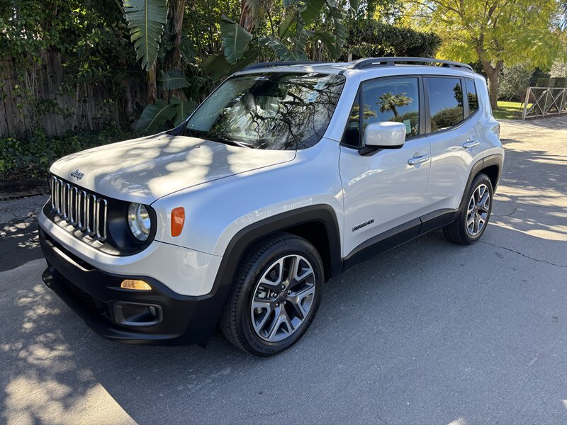 2016 Jeep Renegade Latitude  