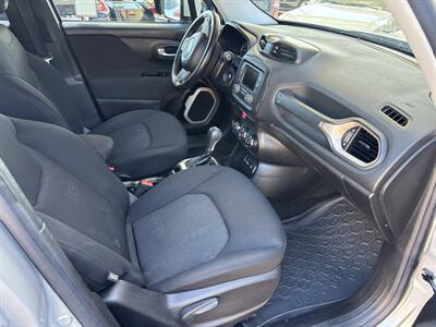 2016 Jeep Renegade Latitude   - Photo 11 - North Hollywood, CA 91601