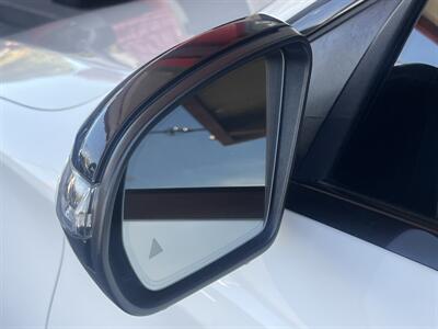 2020 Mercedes-Benz C 300   - Photo 15 - North Hollywood, CA 91601