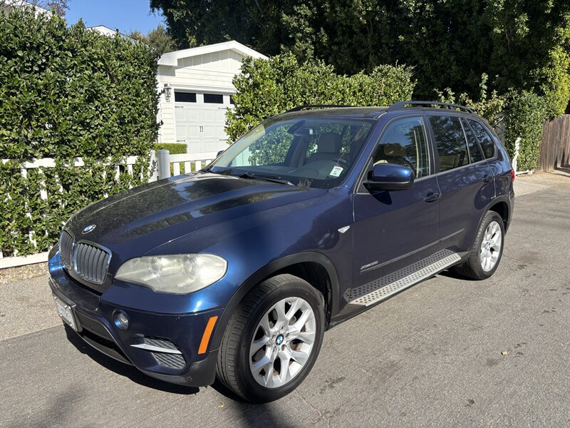 2012 BMW X5 xDrive35i   - Photo 1 - North Hollywood, CA 91601