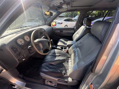 1999 Nissan Pathfinder SE Limited   - Photo 8 - North Hollywood, CA 91601