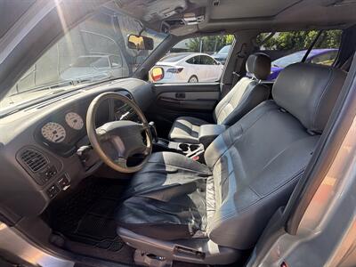 1999 Nissan Pathfinder SE Limited   - Photo 7 - North Hollywood, CA 91601