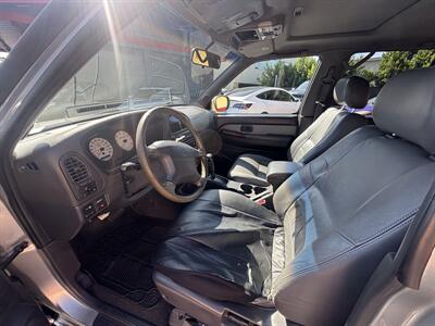 1999 Nissan Pathfinder SE Limited   - Photo 2 - North Hollywood, CA 91601