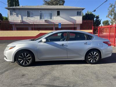 2017 Nissan Altima 2.5 SL   - Photo 6 - North Hollywood, CA 91601
