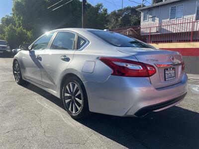 2017 Nissan Altima 2.5 SL   - Photo 5 - North Hollywood, CA 91601