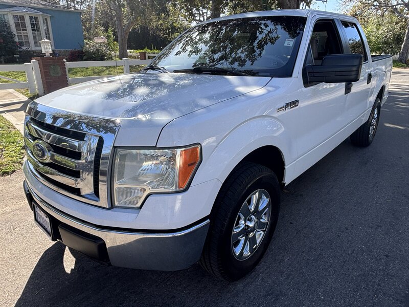 2010 Ford F-150 XLT   - Photo 1 - North Hollywood, CA 91601