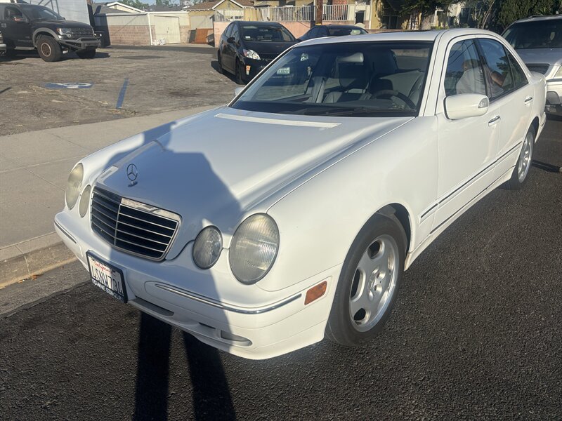 2001 Mercedes-Benz E 430   - Photo 1 - North Hollywood, CA 91601