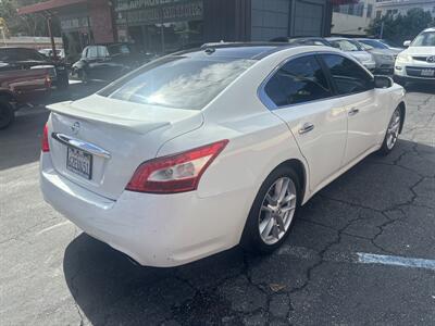 2011 Nissan Maxima 3.5 SV   - Photo 11 - North Hollywood, CA 91601