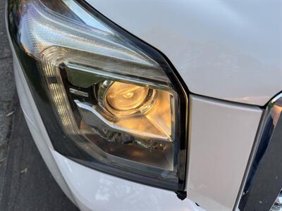 2018 GMC Yukon XL SLT   - Photo 5 - North Hollywood, CA 91601