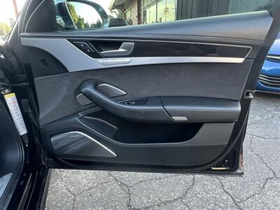 2014 Audi S8 4.0T quattro   - Photo 65 - North Hollywood, CA 91601