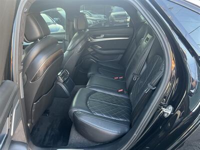 2014 Audi S8 4.0T quattro   - Photo 57 - North Hollywood, CA 91601