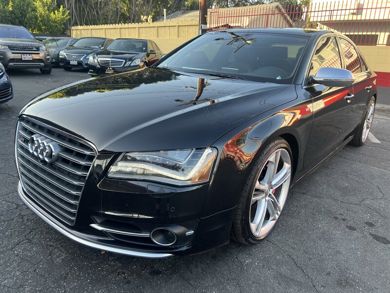 2014 Audi S8