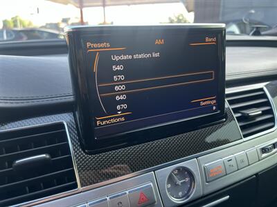 2014 Audi S8 4.0T quattro   - Photo 26 - North Hollywood, CA 91601