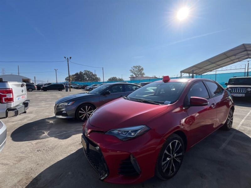 2017 Toyota Corolla SE  