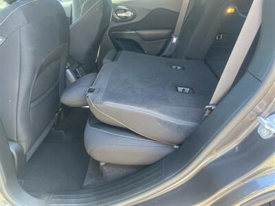 2016 Jeep Cherokee Latitude Altitude   - Photo 8 - North Hollywood, CA 91601