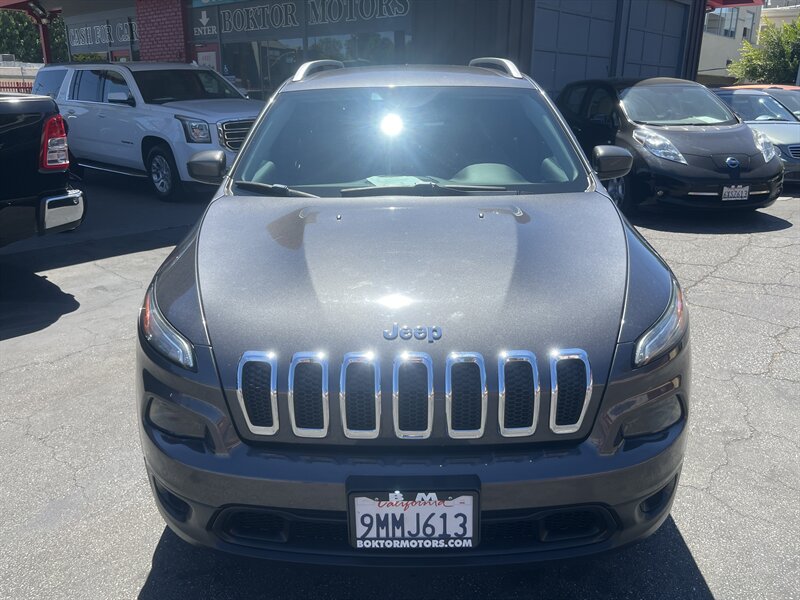 2016 Jeep Cherokee Latitude Altitude photo 6