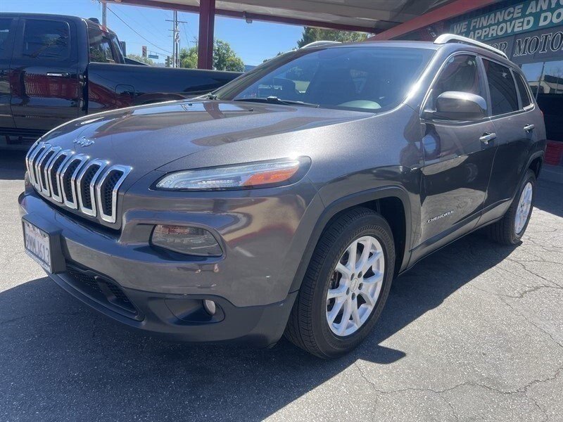 2016 Jeep Cherokee Latitude Altitude  