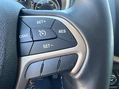 2016 Jeep Cherokee Latitude Altitude   - Photo 14 - North Hollywood, CA 91601
