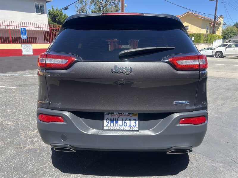 2016 Jeep Cherokee Latitude Altitude photo 7